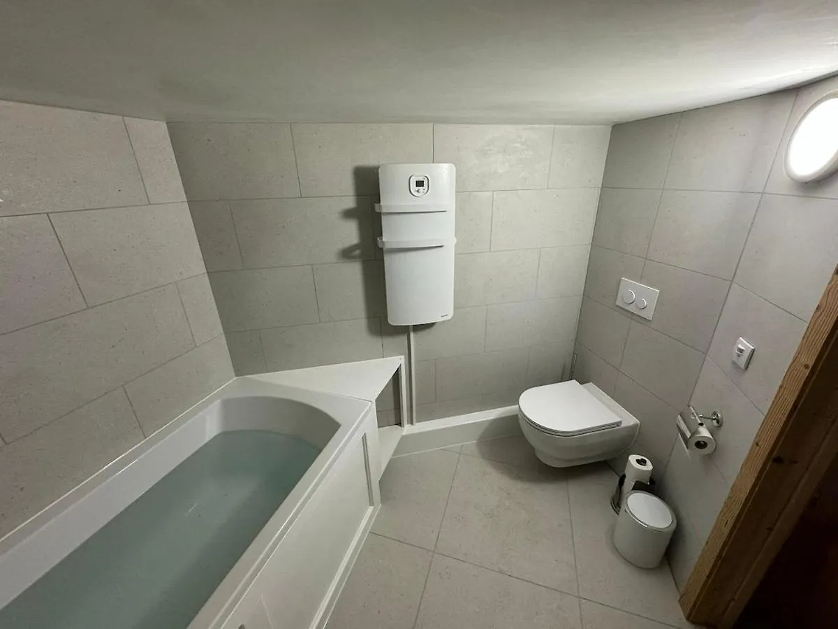 Val Thorens Luxury Apartment Sleeps 8 0*, Val Thorens